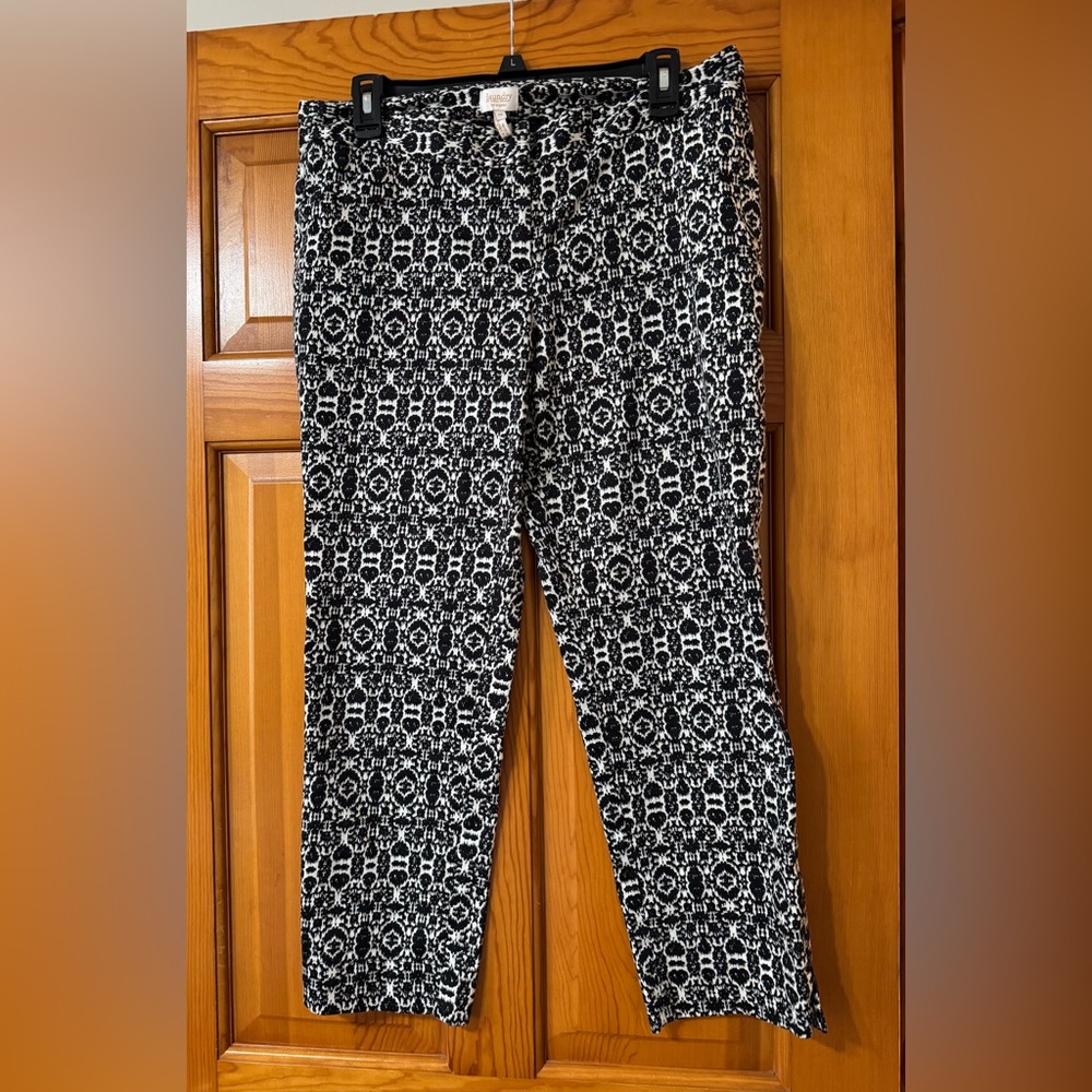 Laundry By Shelli Segal Black and White Printed Knit Pants